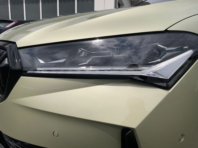 Skoda Superb Combi Sportline iV