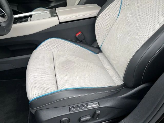 Volkswagen ID.7 IQ.Drive Pro