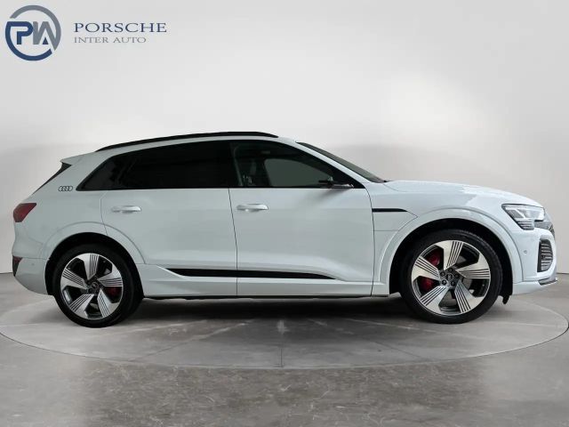 Audi Q8 e-tron 55 Quattro S-Line