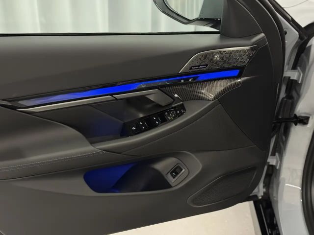 BMW 530 530e M-Sport Sedan xDrive