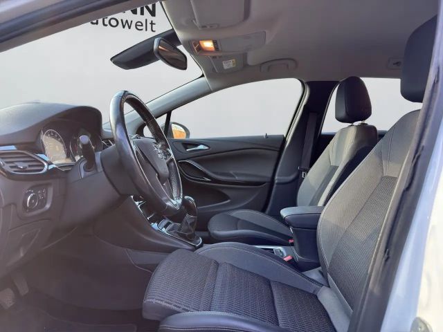 Opel Astra 1.2 Turbo Elegance