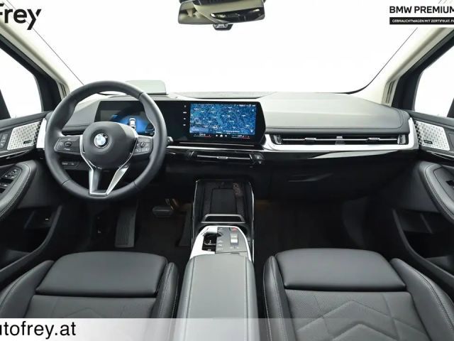 BMW 218 218d Active Tourer Sedan