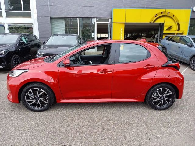 Toyota Yaris Hybride Team D