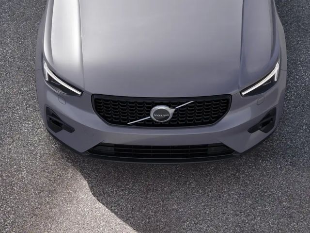 Volvo XC40 Dark Plus