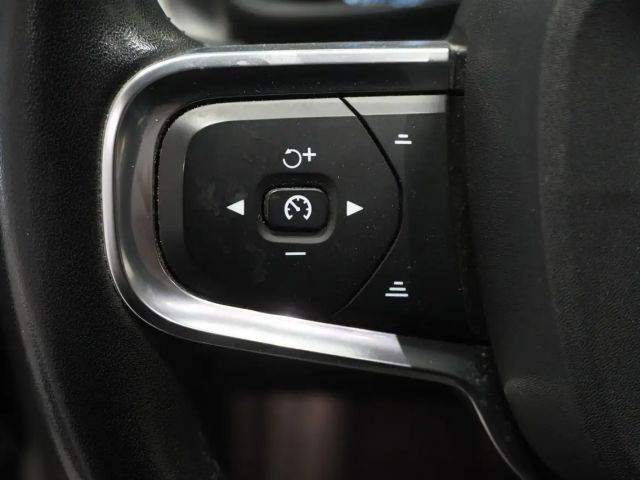 Volvo XC40 Recharge T4