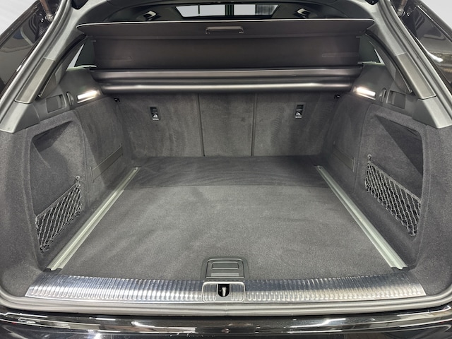 Audi RS4 Avant Quattro