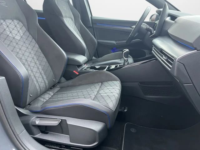 Volkswagen Golf 1.5 TSI R-Line Variant