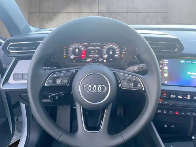 Audi A3 30 TFSI Sedan