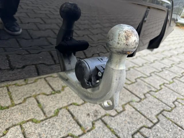 BMW 330 330e M-Sport Touring xDrive