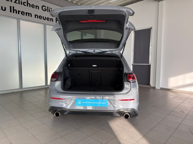 Volkswagen Golf 2.0 TSI Golf VIII