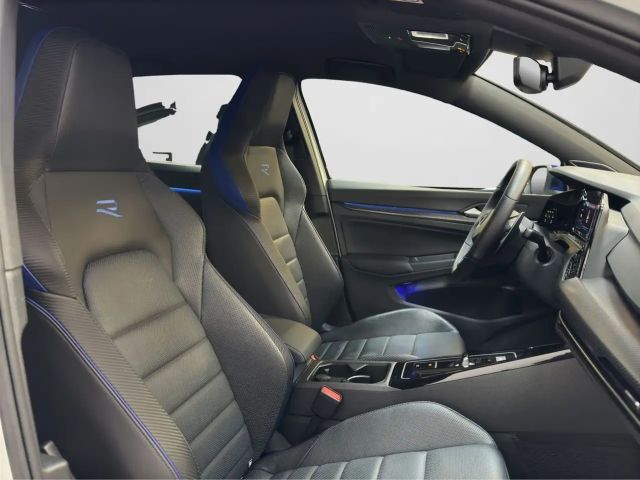 Volkswagen Golf IQ.Drive