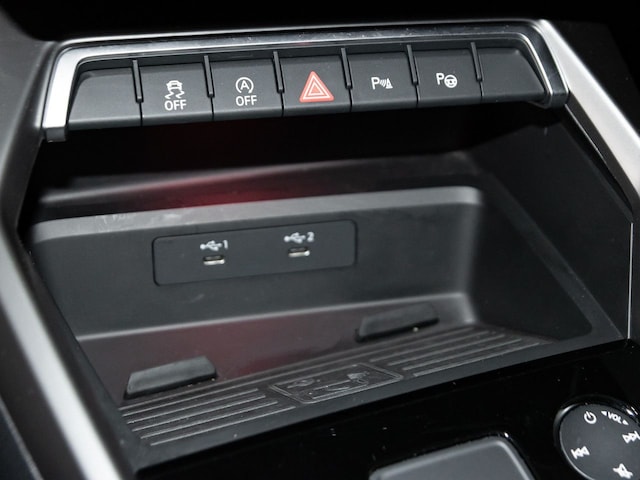 Audi A3 35 TFSI S-Line S-Tronic Sportback