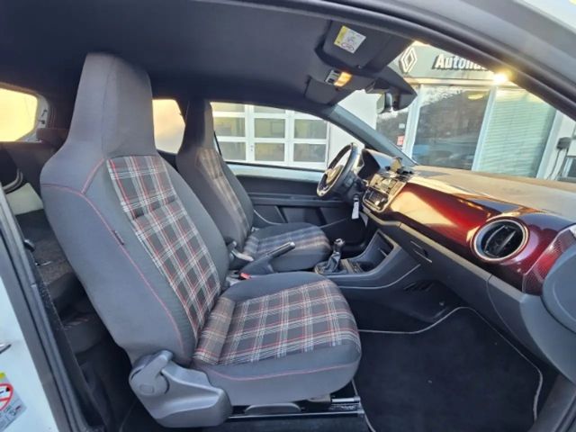 Volkswagen up! GTI