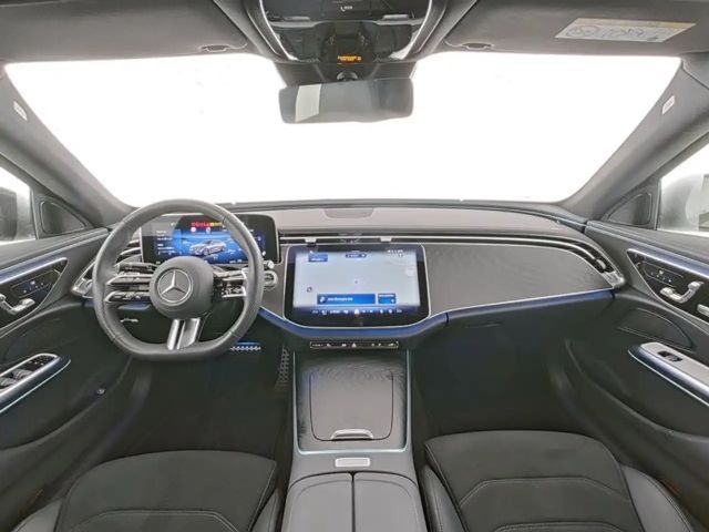 Mercedes-Benz E 220 E 220 d Sedan