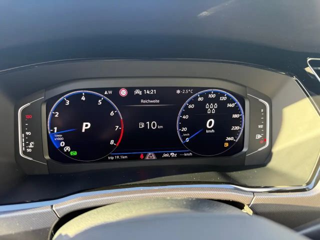 Volkswagen Touran DSG R-Line