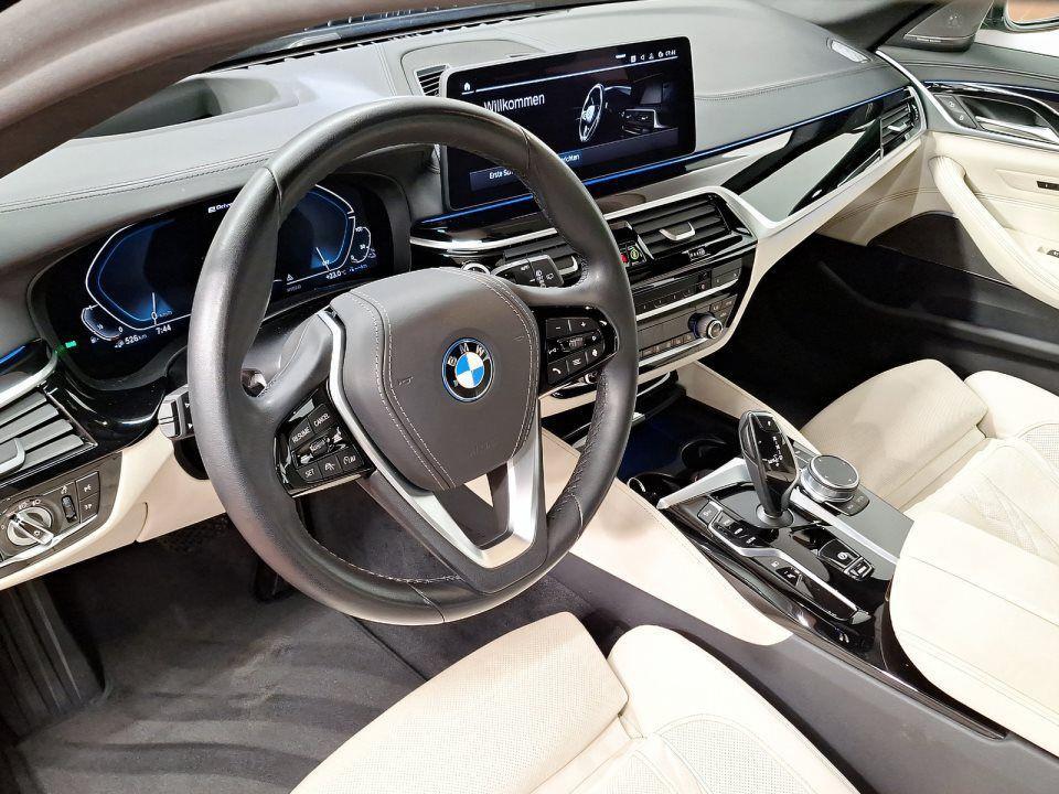BMW 530 530e Touring xDrive