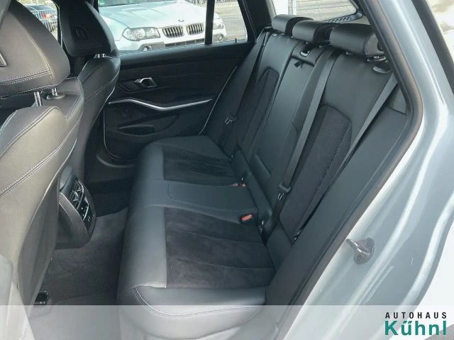 BMW 320 320i M-Sport Touring