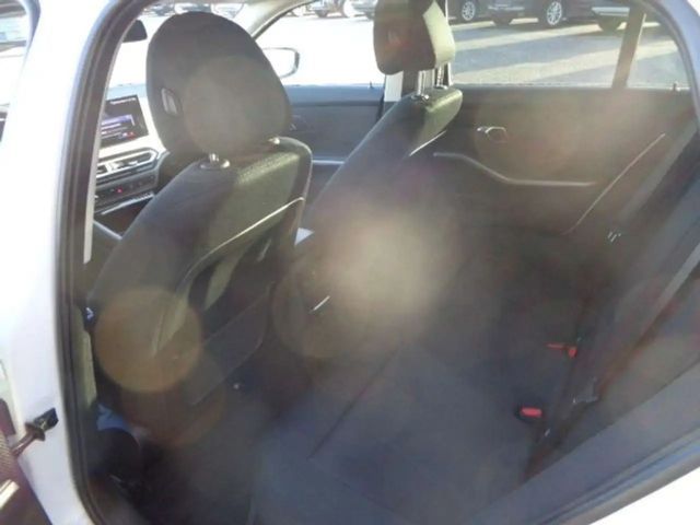 BMW 320 320d Touring xDrive