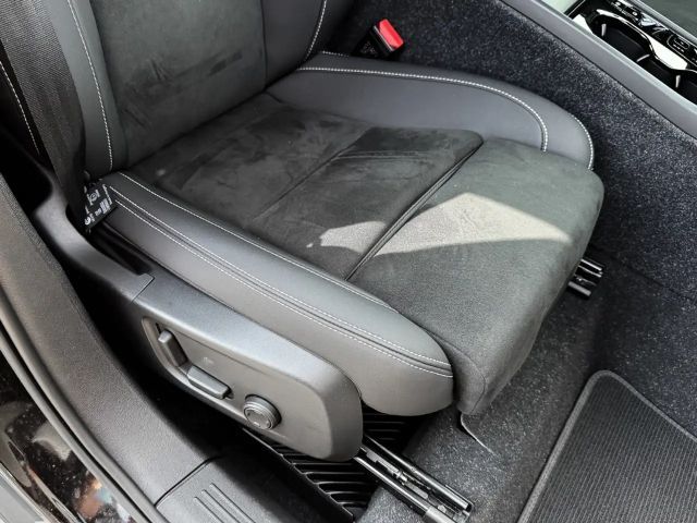 Volvo XC40 Dark Ultimate