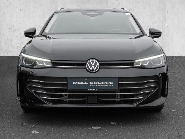 Volkswagen Passat 1.5 eTSI DSG Variant