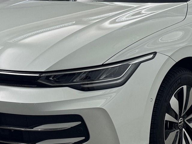 Volkswagen Golf 1.5 eTSI Golf VIII