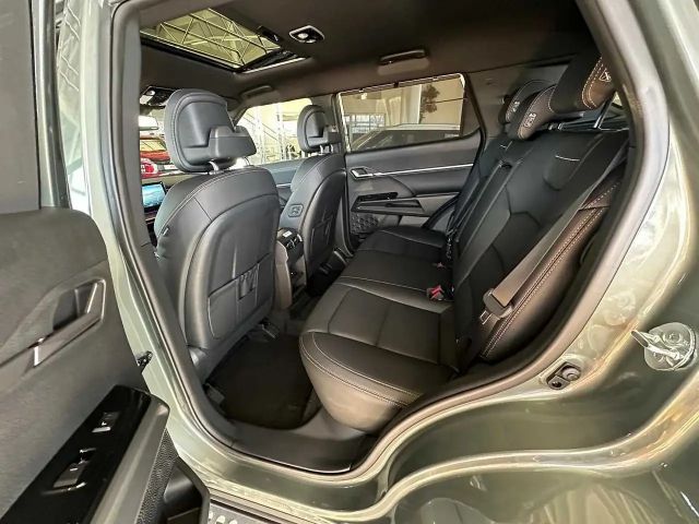 SsangYong Torres 2WD