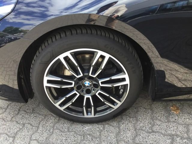 BMW 520 520d M-Sport Touring