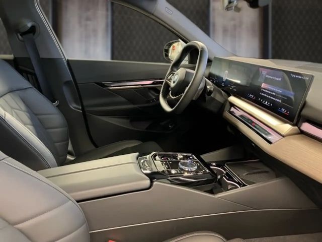 BMW i5 Sedan eDrive40