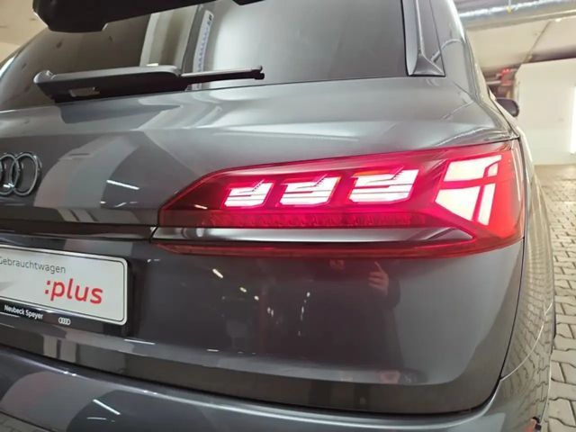 Audi Q7 50 TDI S-Line