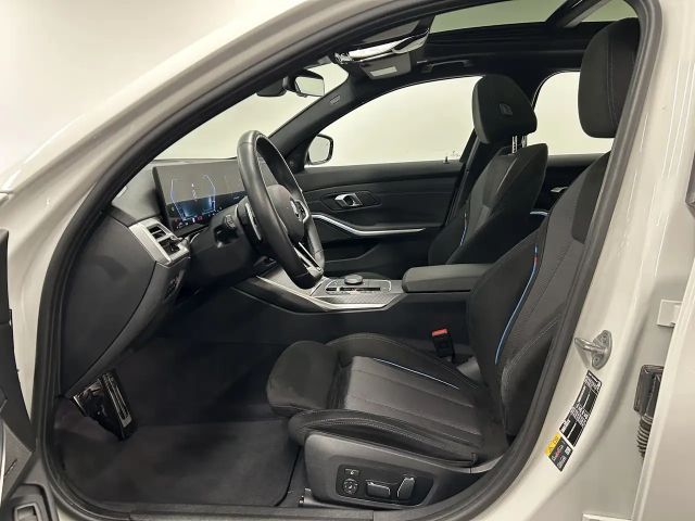 BMW 330 330e M-Sport Touring xDrive