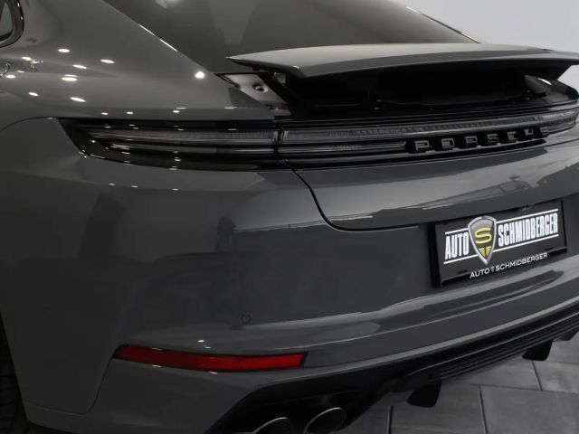 Porsche Panamera 4 E-Hybrid