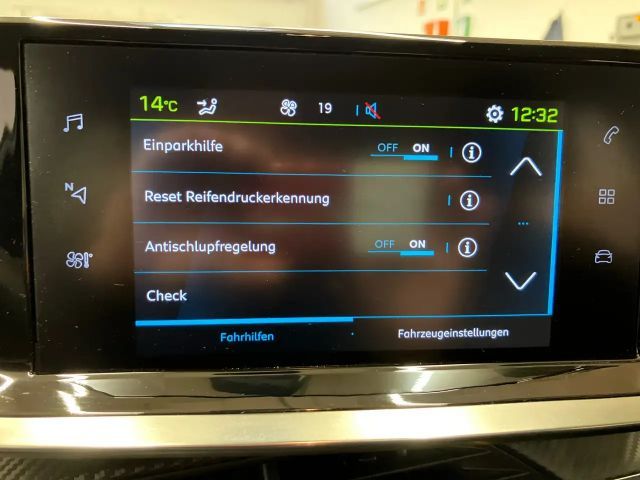 Peugeot E-208 Active Pack