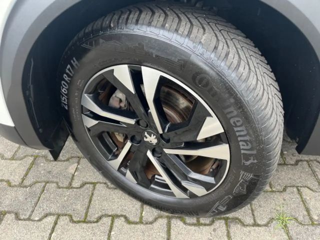 Peugeot E-2008 Allure Pack