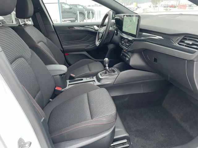 Ford Focus ST Line Wagon