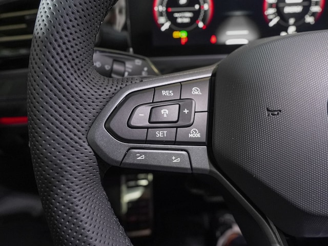 Volkswagen Passat 4Motion DSG R-Line