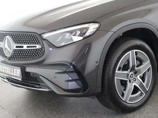 Mercedes-Benz GLC 300 4MATIC AMG Line GLC 300 d