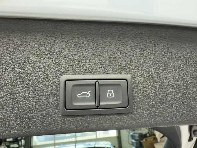 Audi SQ2 *PanoDach*WINTERRÄDER*AHK*MATRIX-LED*SONOS*