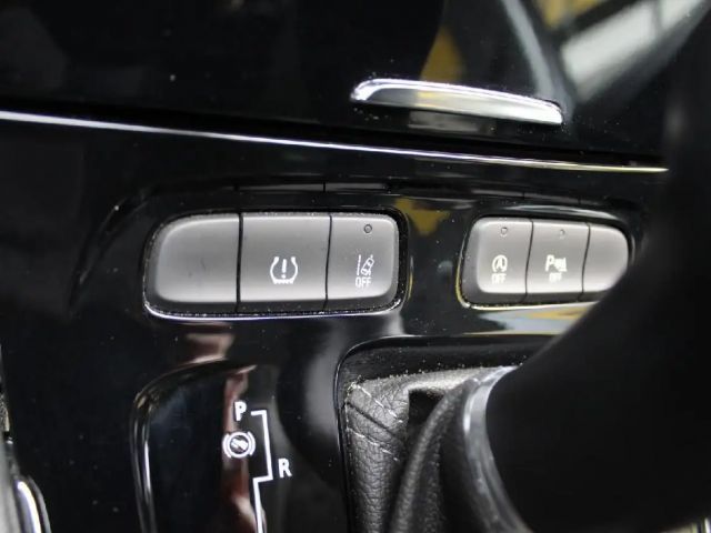 Opel Grandland X 1.2 Turbo Elegance