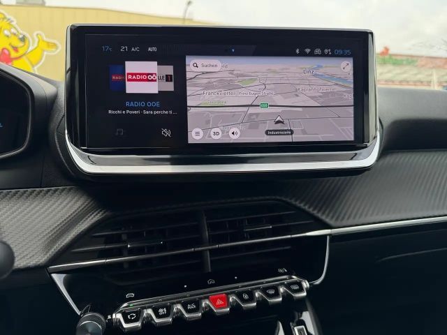 Peugeot 2008 Allure Pack EAT8 PureTech