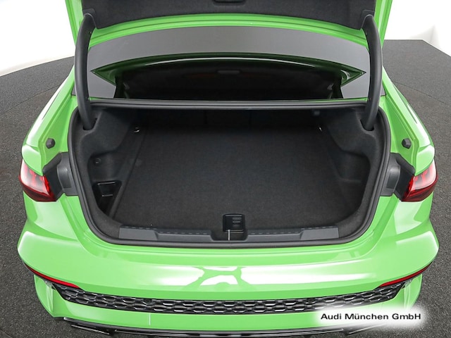 Audi RS3 Quattro S-Tronic Sedan