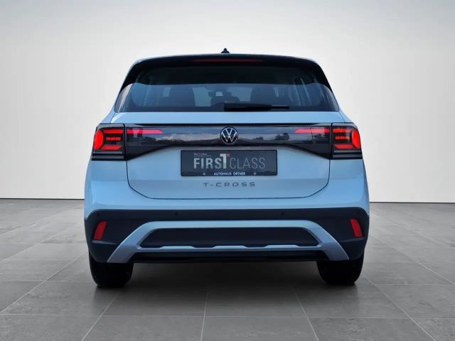 Volkswagen T-Cross 4Me TSI