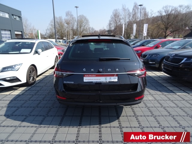 Skoda Superb 2.0 TDI Combi