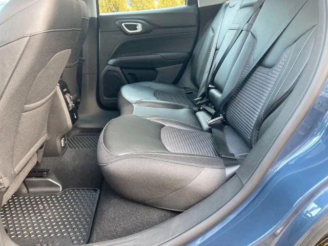 Jeep Compass Altitude Hybrid