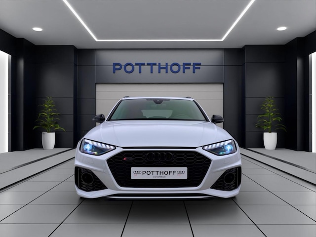 Audi RS4 Avant Quattro