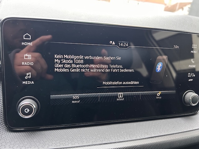 Skoda Fabia Fabia Essence CARPLAY;SHZ;PDC;PDC