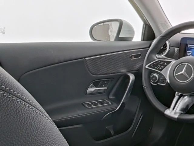 Mercedes-Benz A 180 Progressive