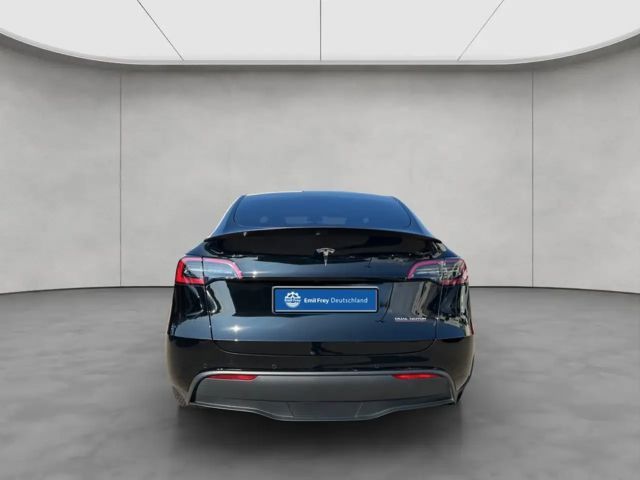 Tesla Model Y AWD Dual Motor Performance
