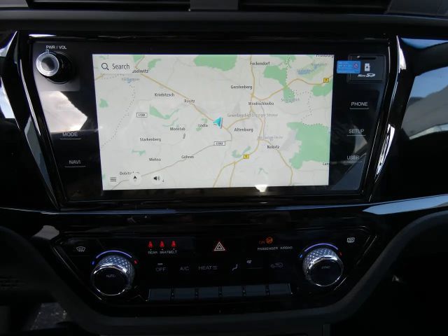 SsangYong Korando E-Motion Titanium Automatik Navi Sitzheizung Leder