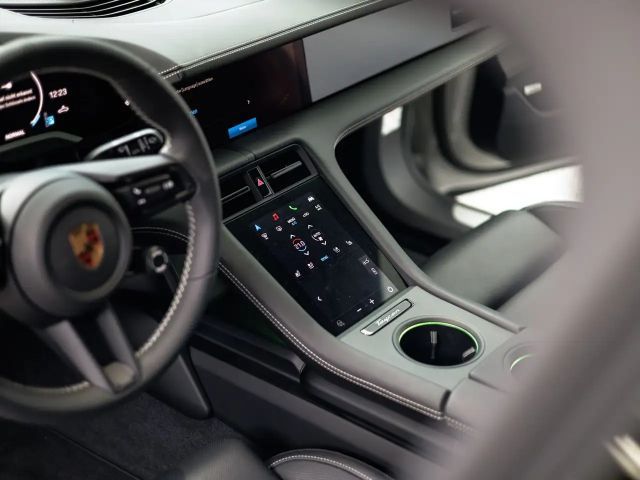 Porsche Taycan Sport Turismo