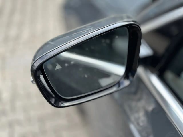 BMW 330 330d M-Sport Touring